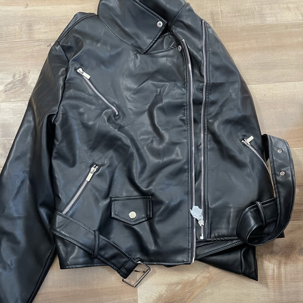 Pretty Little Thing Faux Leather Jacket with Zipper detail